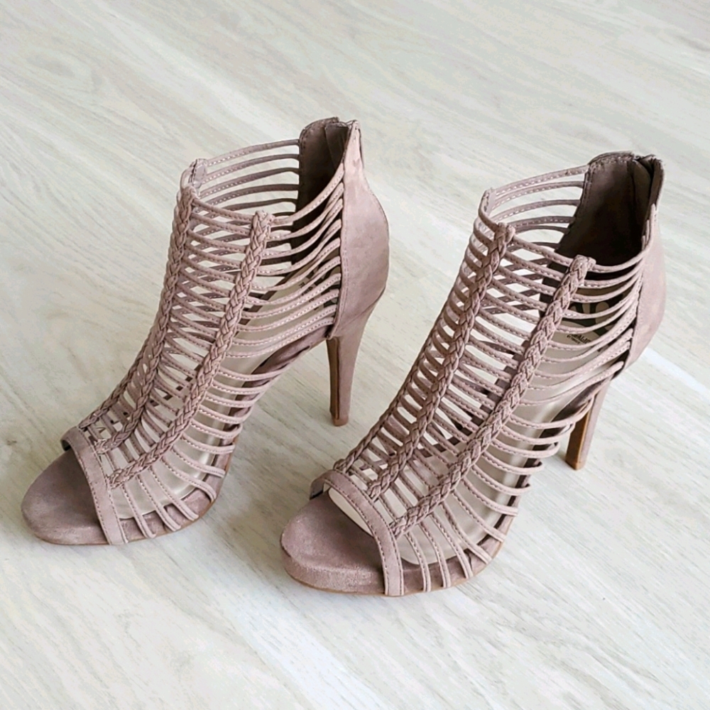 BRAND NEW Never worn Suede platform heels